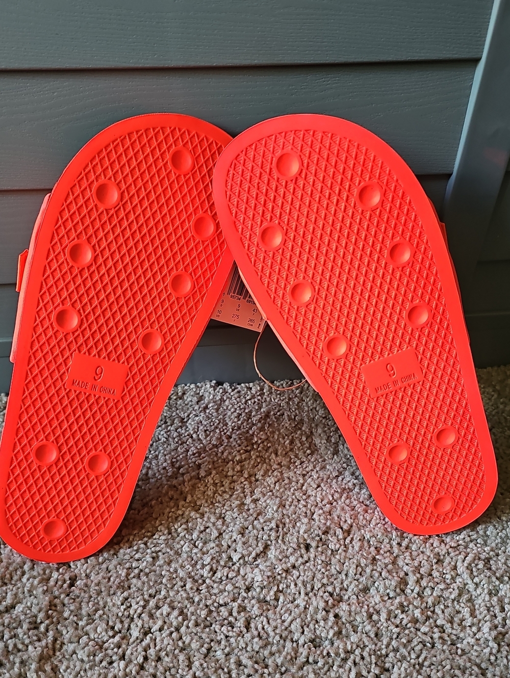 New Adidas Orange Flip Flops with Removal Pouch. - Picture 4 of 7